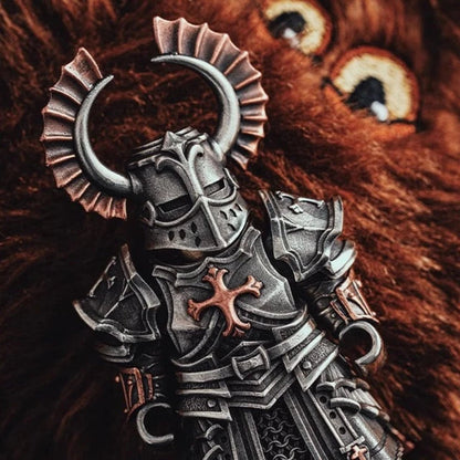 Crusader Buildable Military Figurine